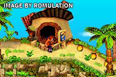 Crash Bandicoot 2 - N-Tranced for GBA screenshot